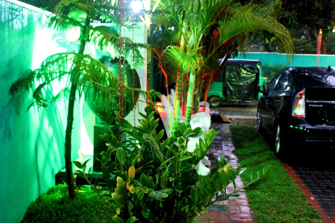 Hotel Camorich Tissamaharama Exterior photo