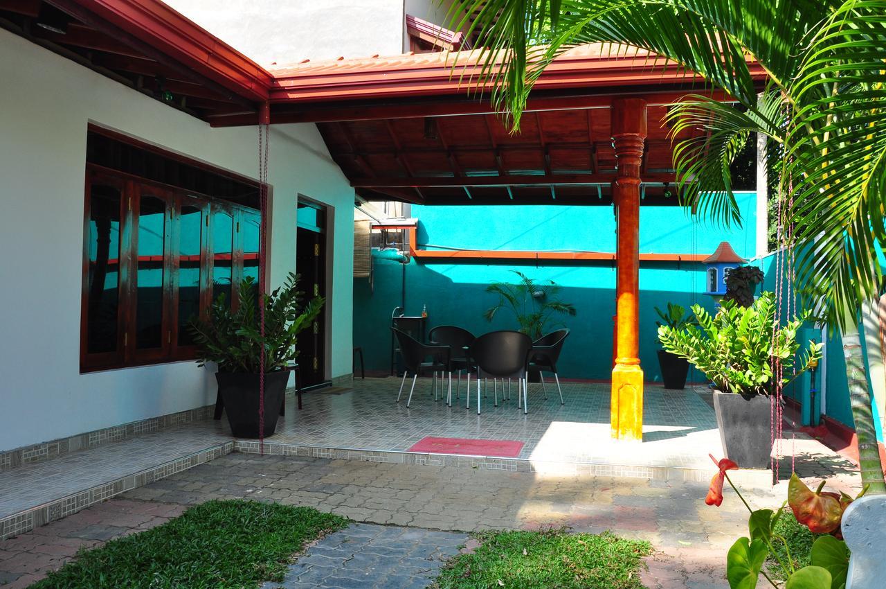 Hotel Camorich Tissamaharama Exterior photo